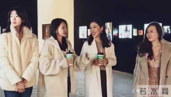 佟大为17岁女儿曝光!身高近一米八颜值逆天,母女同框似姐妹花