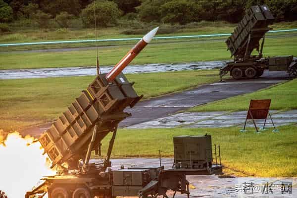 总统都救不了？朱莉33岁司机访乌遭征兵，90天动员令下难逃前线？