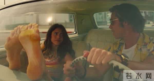 塔伦蒂诺再被调侃“恋足癖”，乌玛·瑟曼之女一句话引全场爆笑