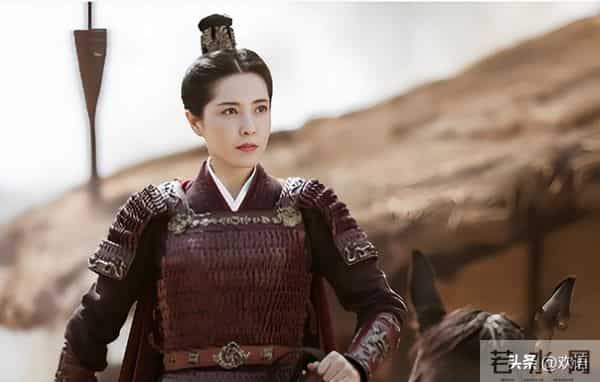 靠美貌征服无数男人,却出道至今零绯闻,49岁回老家种地素颜出镜