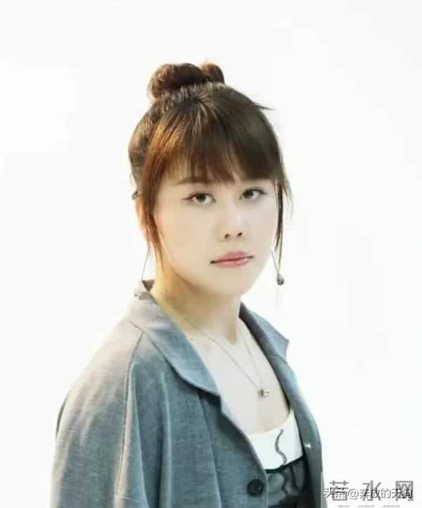 陈幸同也拍杂志大片了，化了妆的同姐美到认不出，颜值不输女星