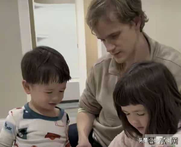 小黄打扮奇特过万圣节:安呈旺首次下厨,婆婆情绪价值拉满,真好