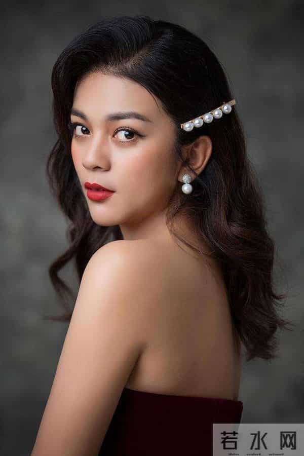 仅7天就曝出5大瓜!官宣离婚、承认插足、一线女星被抓,全是大瓜