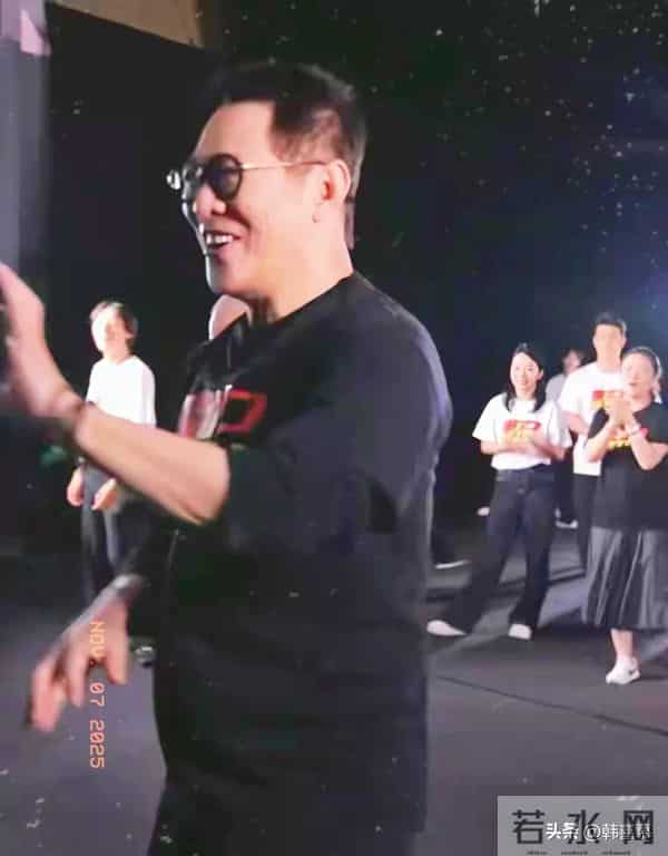 62岁李连杰返老还童,手术后年轻二十岁,生龙活虎就像变了一个人