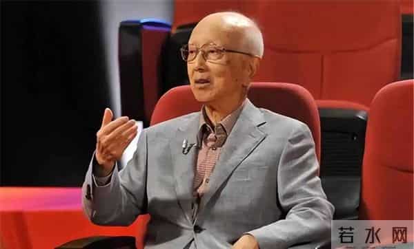 52年后,78岁丁珮终于说出真相:李小龙在我床上倒了12分钟!