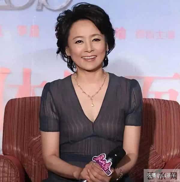 张瑜现状：66岁无儿无女，一人独居，与71岁前夫张建亚处境差别大