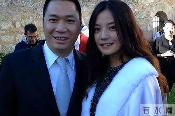 封杀4年,49岁赵薇近照模样大变,胃癌传闻真相大白,难走回头路