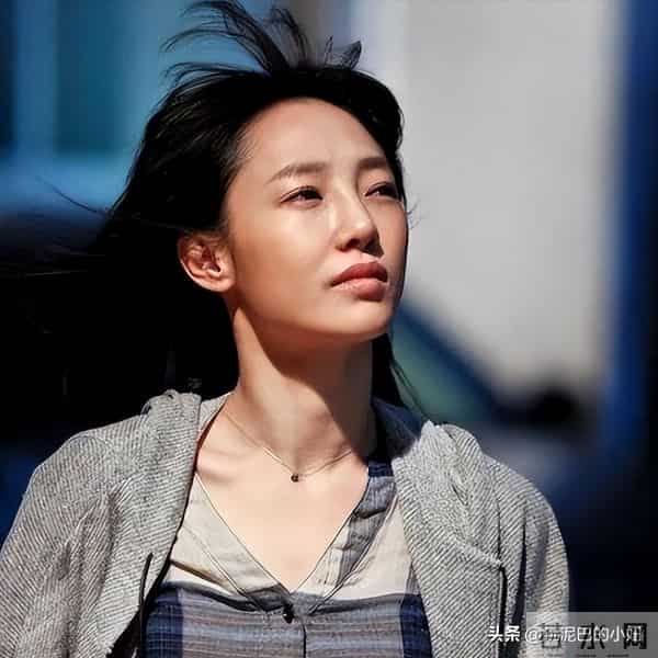 连爆2大行业瓜!大花回应只字不提影帝,阔太倒油导演,都不装了