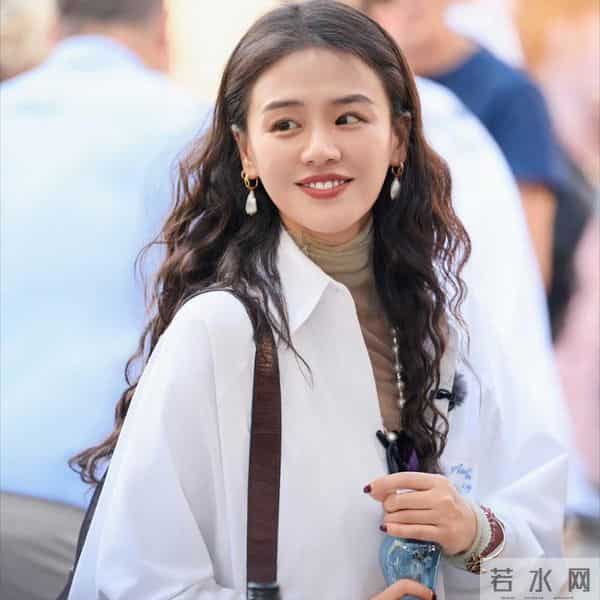 28岁得影后，却因与“渣男”分手而抑郁五年，马思纯如今怎样了