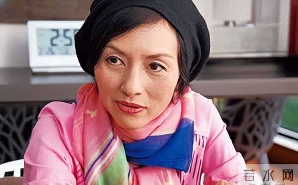 她曾是“香港最美演员”，却因癌症离开人世，丈夫3年后选择再婚