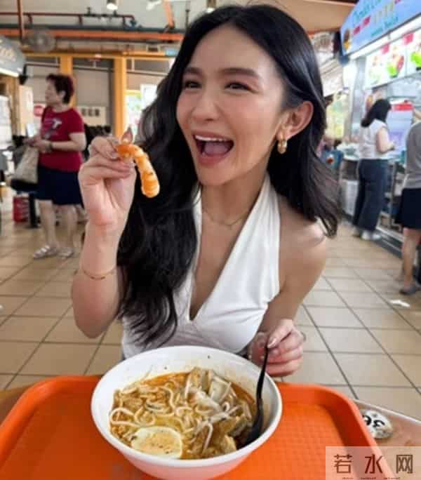 TVB星二代与圈外男友爱得高调!二人又拍拖去旅行,曾陷三角恋情