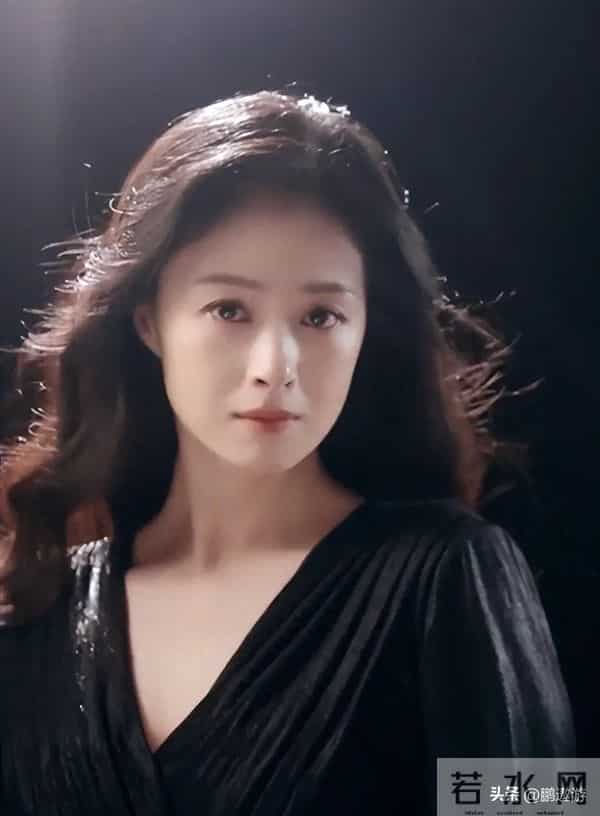 钱再多有什么用?42岁暴瘦脱相崩溃大哭的蒋欣,给所有人提了个醒