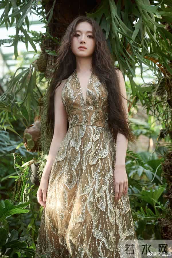 李兰迪，长开了，也长大了