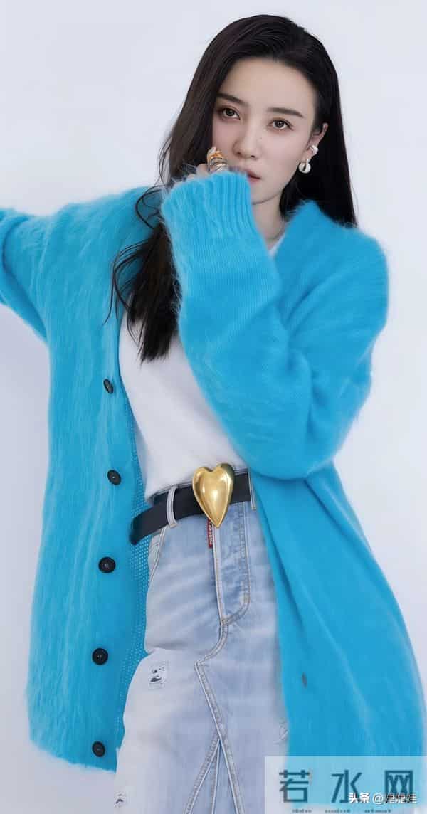 有种“夺命的刀”,叫宋佳的腰;有种“夺人的魂”,叫宋佳的臀