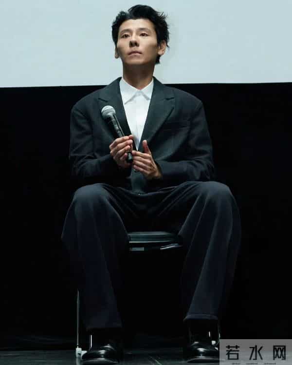 撕奖最大的受害者出现了,不是喊冤的白百何,而是不吭声的蒋奇明