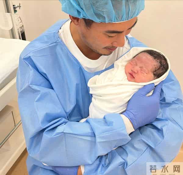 又一位前TVB女星平安诞下二胎女儿，公开全家福见证幸福时刻