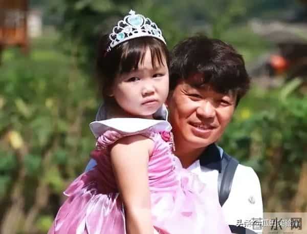 王宝强没想到,背负“绿帽”9年后,一双儿女开始为他争光了