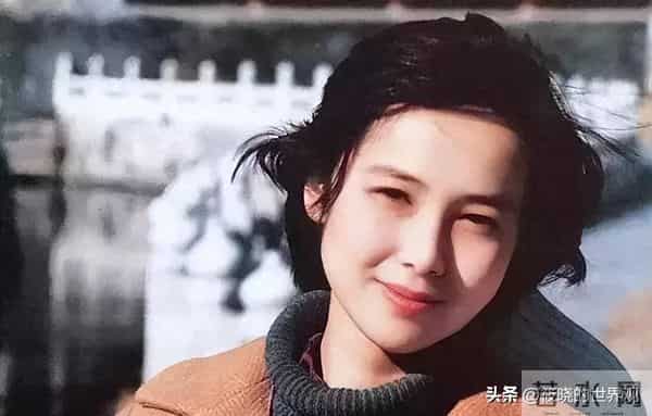 59岁蒋雯丽现状让人心酸:定居英国,又瘦又老,一代女神也落寞了