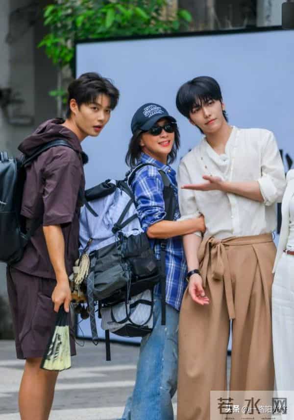 何赛飞 刘嘉玲因王家卫起争执 柯淳站刘嘉玲,何赛飞:你不会有进步