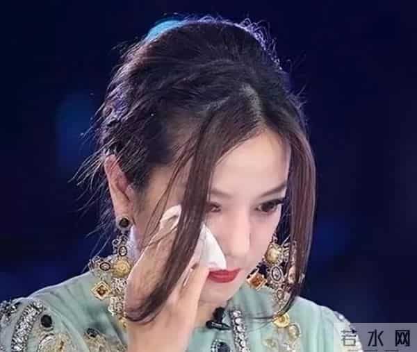 封杀4年后,49岁赵薇又有消息