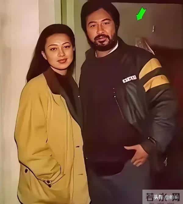 离婚8年后,“老夫少妻”张纪中终受反噬 杜星霖报警撕下最后体面