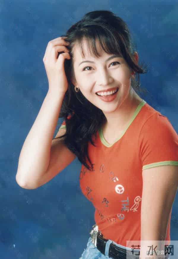 岁月只给她加了优雅,没减半分风情~蔡少芬