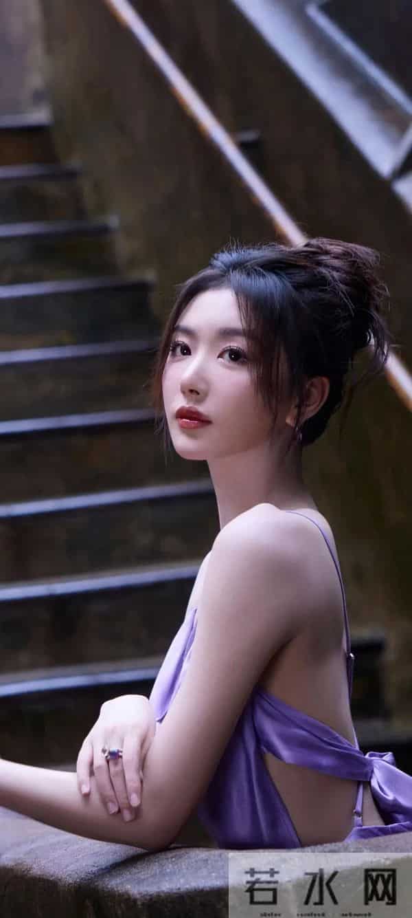 孔雪儿——粉嫩娇俏女神