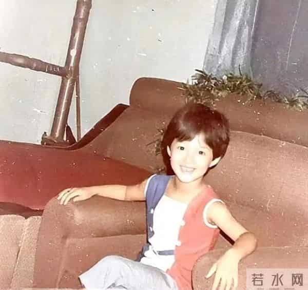 人前光鲜人后心酸,蒋欣减肥减到哭,刘晓庆的含金量还在上升