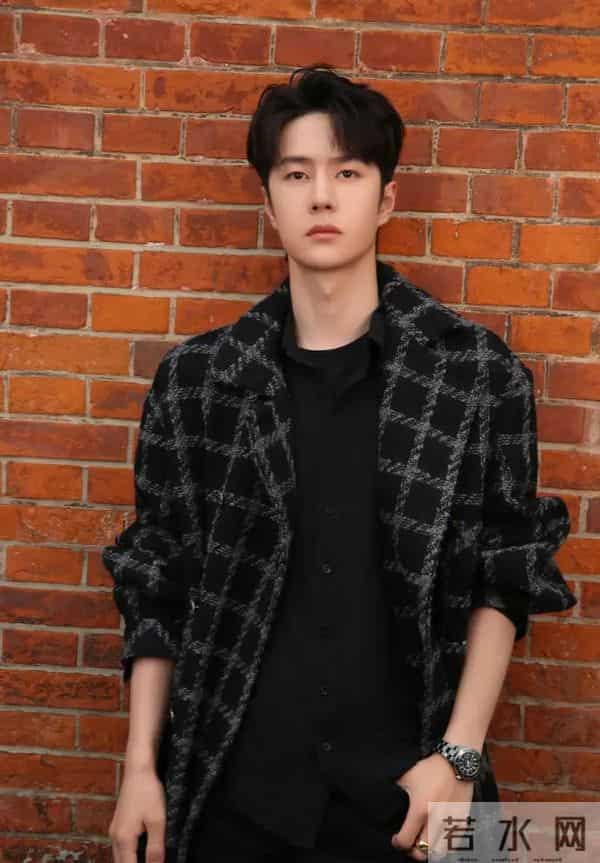 乐华娱乐创始人杜华发文疑否认王一博解约:荒谬