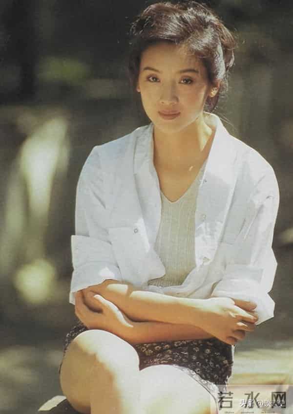 她是香港第一美女，拒绝刘德华求婚后，被家暴12年，如今还好吗？