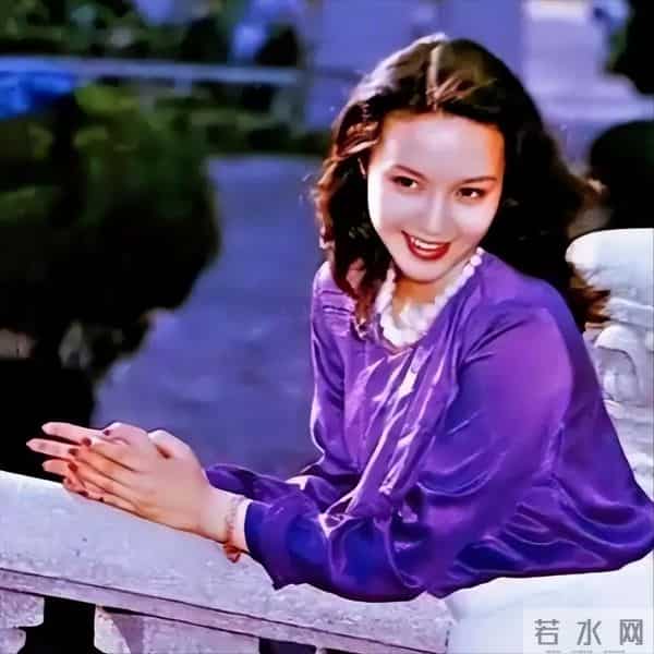 恋爱脑下场是真惨!从春晚主持人到养不起孩子的妇女,她咎由自取