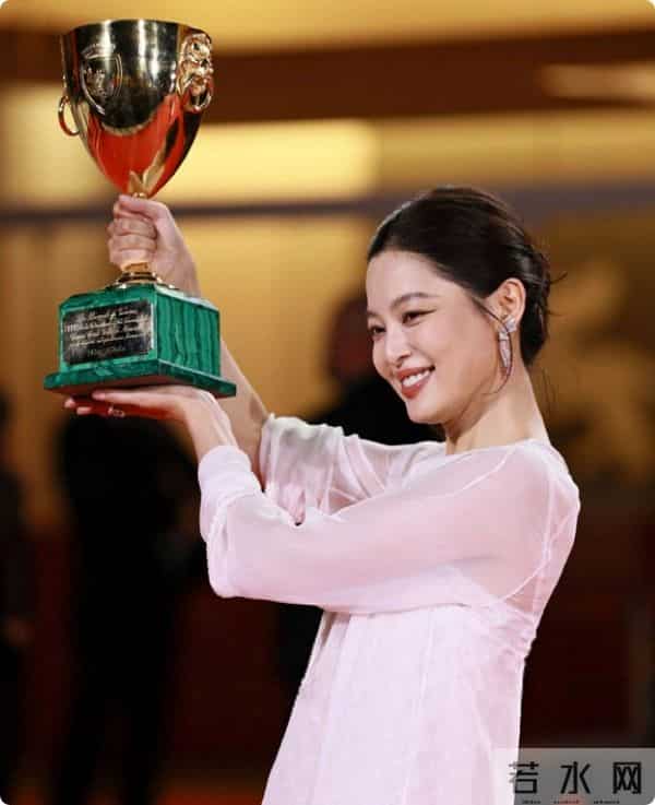 开撕!王传君老板发声反击,言辞犀利,真是一点脸面都不给对方留