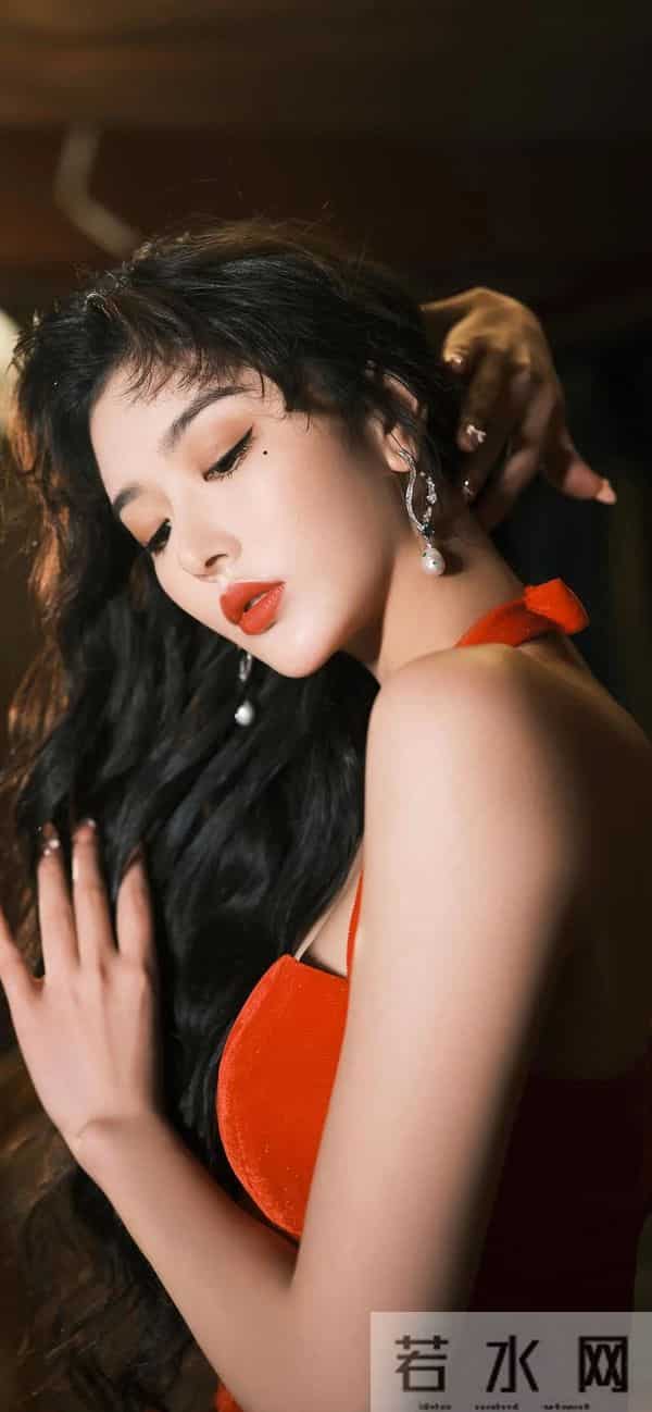 孔雪儿——粉嫩娇俏女神