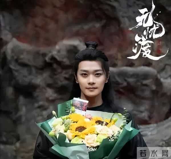 沉寂近20年,被前女友蓝盈莹“嫌弃”,如今37岁终于翻身了