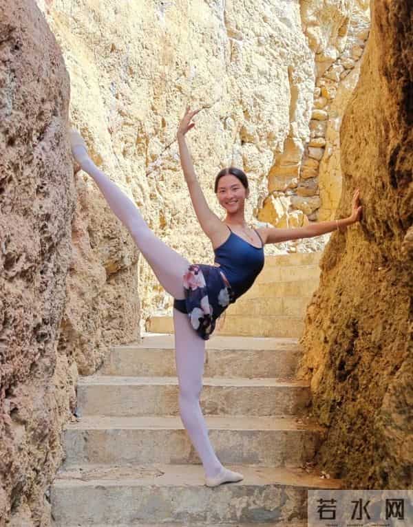 落选港姐宣布正式成为TVB旗下艺人,原来她爸爸也是前TVB男星