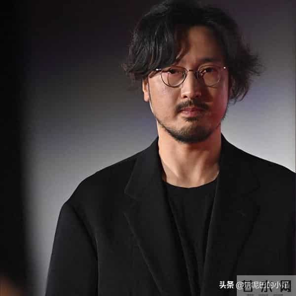 连爆2大行业瓜!大花回应只字不提影帝,阔太倒油导演,都不装了