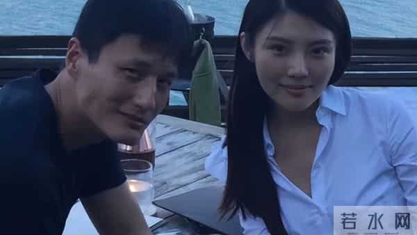 老少恋的残酷，在35岁徐冬冬身上应验了，头疼的何止15岁的年龄差