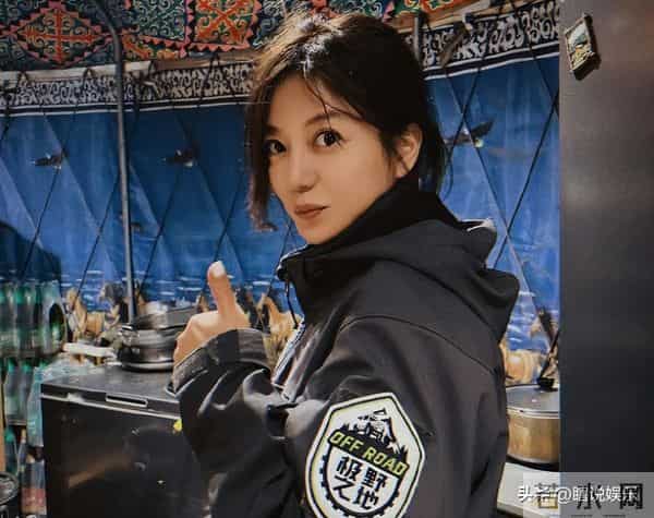 一眨眼没想到曾经火遍大江南北的“小燕子”竟然已经被封杀4年了