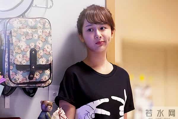 一场生日,戳穿了杨紫在演艺圈的地位,原来肖战一个字都没说错