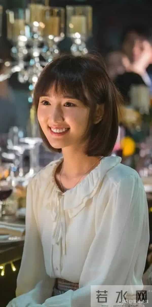 与陈晓闪婚领证传闻真相大白1个多月,毛晓彤近况曝出,并不意外