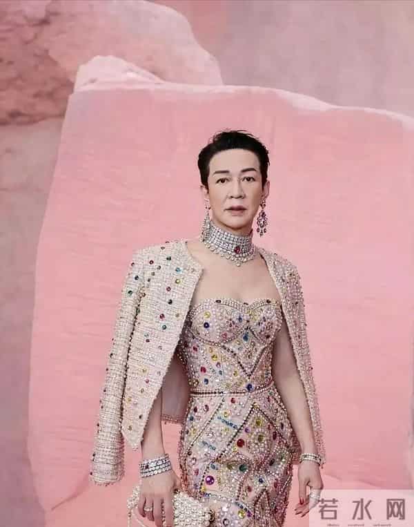 天呐,这一类不是应该封杀吗?还拍封面