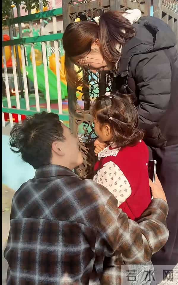 皮衣哥回巴重启助人之旅,苏美拉急着求见,超群分享安娜进步获赞