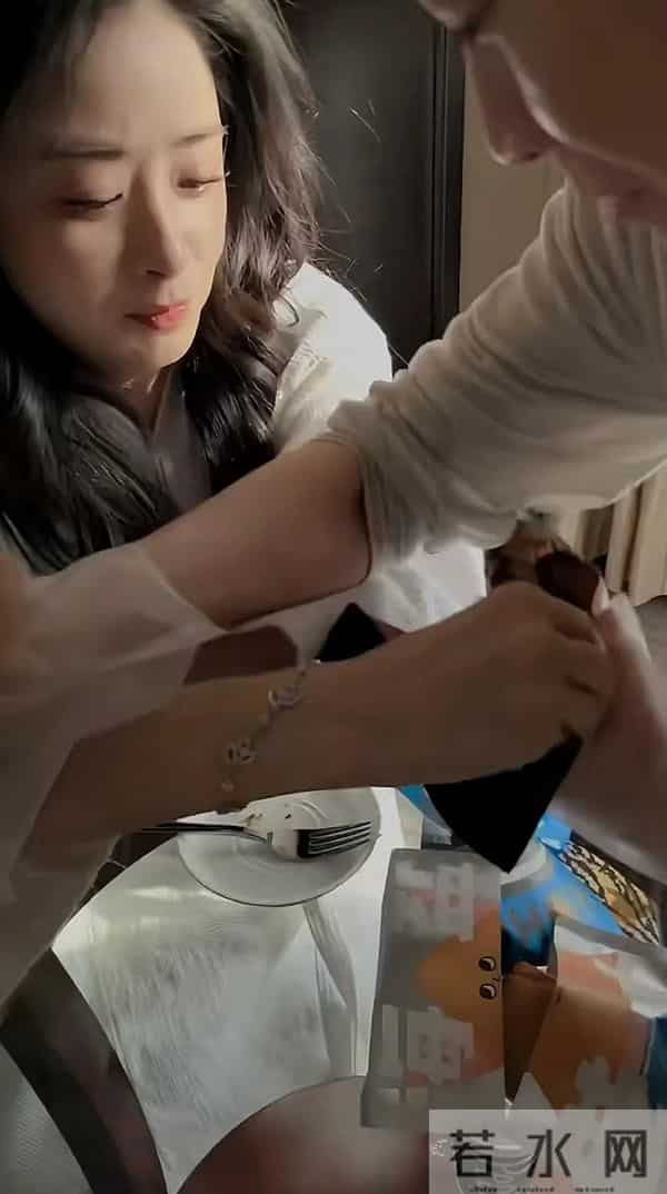 面相全变了!再看42岁蒋欣和43岁孙俪,才明白两人“差别”在哪里