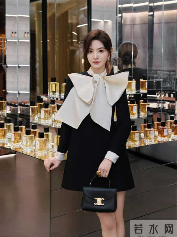 章若楠黑裙造型封神!美腿加持,小说里的豪门千金从此有了脸
