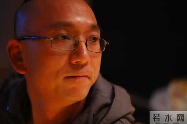 官媒出手!曝秦雯袭警被立案调查,已遭到反噬,势力大也没用