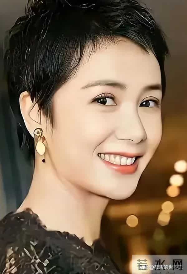 59岁蒋雯丽现状让人心酸:定居英国,又瘦又老,一代女神也落寞了