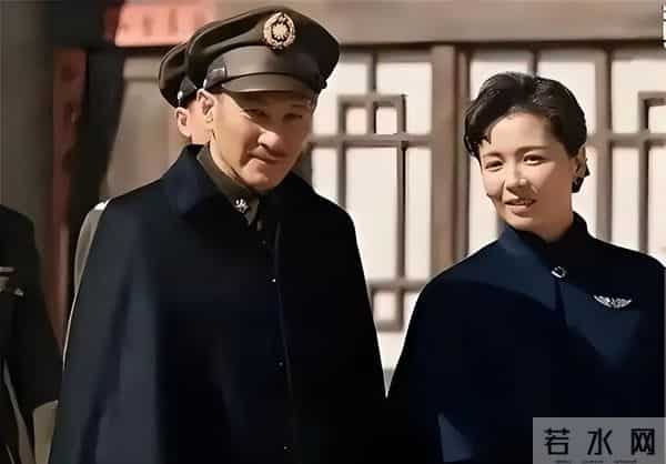 国家一级演员王劲松,无儿无女无绯闻,如今58岁熬成演技天花板