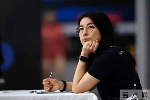 44岁郭晶晶再传喜讯!官媒发文,新身份曝光,霍震霆当年说的没错