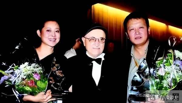 倪萍也没想到,69岁的三婚丈夫杨亚洲,已经开始给全家人争光了