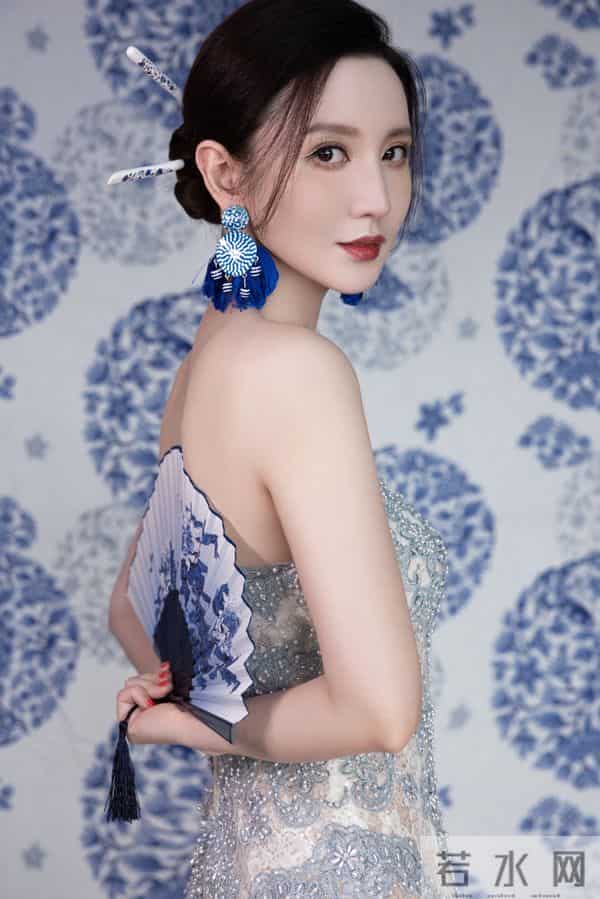 性感女神,张萌,不愧是环球小姐出身